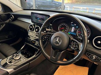 MERCEDES-BENZ C-CLASS 1.5 C 200 SE Auto 4dr