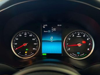 MERCEDES-BENZ C-CLASS 1.5 C 200 SE Auto 4dr