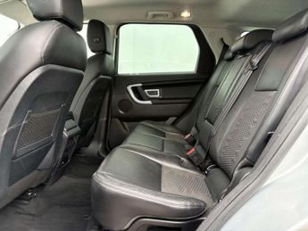 Land Rover DISCOVERY SPORT 2.0 TD4 SE Tech SUV 5dr Diesel Auto 4WD Euro 6 (s/s) (180 ps)