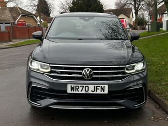 Volkswagen TIGUAN 2.0 Tiguan R-Line TDI 4Motion Semi-Auto 4WD 5dr