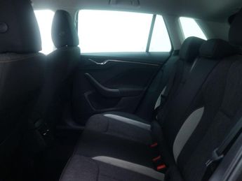 SKODA KAMIQ 1.5 Kamiq SE L Executive TSi Semi-Auto 5dr