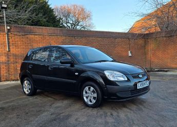 Kia Rio 1.4 Rio 16V 5dr