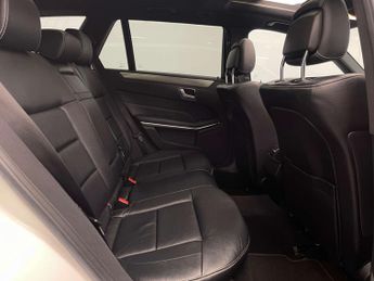 Mercedes-Benz E-CLASS 2.1 E220 AMG Night Edition Premium Bluetec Auto 5dr