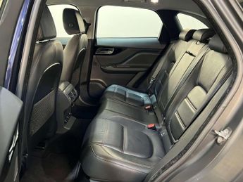 Jaguar F-PACE 2.0 F-Pace Prestige D Auto 5dr 2 KEYS + S/HISTORY + NEW MOT + AA