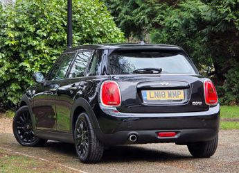 MINI HATCH 1.5 Cooper Auto 5dr