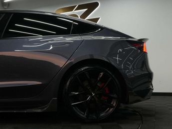 Tesla Model 3 Model 3 Long Range AWD 4WD 4dr