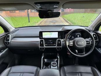 Kia SORENTO 2.2 Sorento 3 CRDi AWD Semi-Auto 4WD 5dr