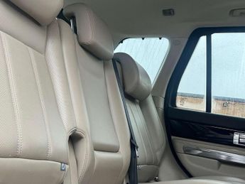 Land Rover RANGE ROVER SPORT 3.0 Range Rover Sport HSE SDV6 Auto 4WD 5dr