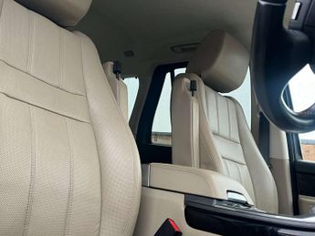 Land Rover RANGE ROVER SPORT 3.0 Range Rover Sport HSE SDV6 Auto 4WD 5dr