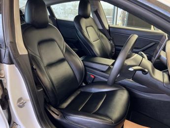 TESLA MODEL 3 Model 3 Long Range AWD 4WD 4dr