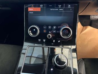 LAND ROVER RANGE ROVER VELAR 2.0 Range Rover Velar D180 Auto 4WD 5dr
