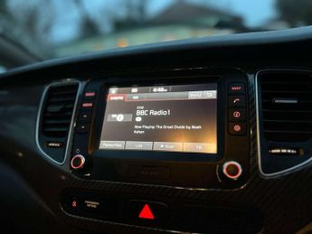 KIA CARENS 1.7 Carens 2 CRDi ISG Semi-Auto 5dr