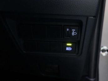 TOYOTA YARIS 1.5 Yaris Design HEV CVT 5dr