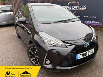 Toyota Yaris 1.5 Yaris Design VVT-i HEV CVT 5dr