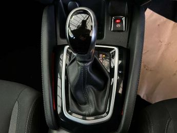 NISSAN QASHQAI 1.3 Qashqai Acenta Premium DiG-T Semi-Auto 5dr