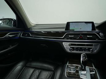 BMW 7 SERIES 3.0 740li Auto 4dr