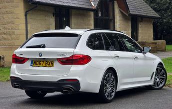 BMW 5 SERIES 2.0 520d xDrive M Sport Auto 4WD 5dr