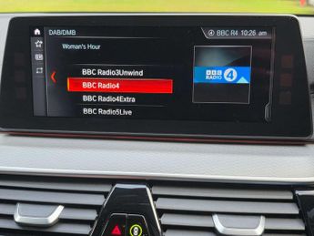 BMW 5 SERIES 2.0 520d xDrive M Sport Auto 4WD 5dr