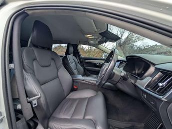 Volvo V90 Cross Country 2.0 B6 MHEV Estate 5dr Petrol Hybrid Auto AWD Euro 6 (s/s) (300 