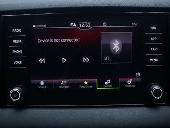 SKODA KAROQ 1.5 Karoq Sportline TSi Semi-Auto 5dr