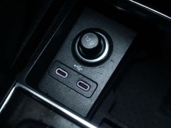 SKODA KAROQ 1.5 Karoq Sportline TSi Semi-Auto 5dr