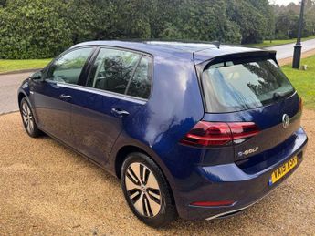 VOLKSWAGEN GOLF e-Golf 5dr