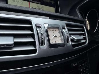 MERCEDES-BENZ E-CLASS 3.0 E350 AMG Sport Bluetec Auto 4dr