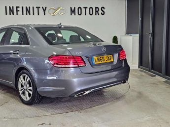 MERCEDES-BENZ E-CLASS 2.1 E220 SE Bluetec Auto 4dr