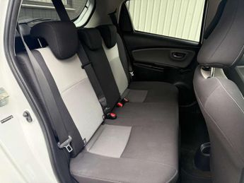 TOYOTA YARIS 1.5 Yaris Icon Tech VVT-i HEV CVT 5dr