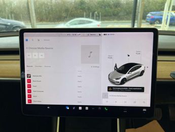 TESLA MODEL 3 Model 3 Long Range AWD 4WD 4dr