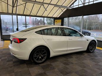 TESLA MODEL 3 Model 3 Long Range AWD 4WD 4dr
