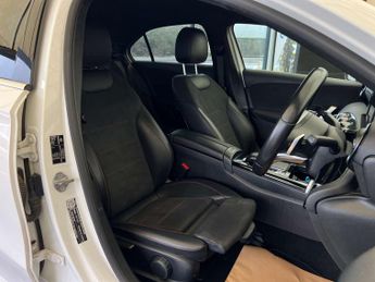 MERCEDES-BENZ A-CLASS 1.3 A 200 AMG Line Auto 4dr