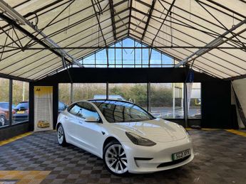 TESLA MODEL 3 Model 3 Long Range AWD 4WD 4dr