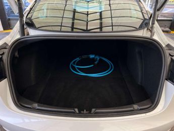 TESLA MODEL 3 Model 3 Long Range AWD 4WD 4dr