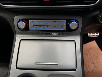 HYUNDAI KONA Kona Premium SE EV 5dr