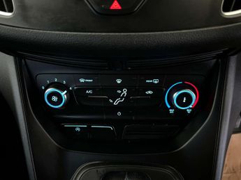 FORD C-MAX 1.5 Grand C-Max Zetec TDCI Auto 5dr