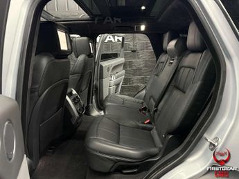 Land Rover RANGE ROVER SPORT 3.0 SD V6 Autobiography Dynamic SUV 5dr Diesel Auto 4WD Euro 6 (