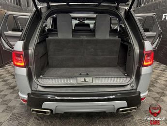 Land Rover RANGE ROVER SPORT 3.0 SD V6 Autobiography Dynamic SUV 5dr Diesel Auto 4WD Euro 6 (