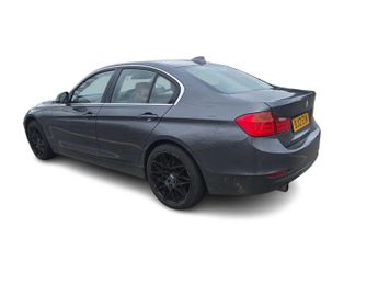BMW 3 Series 2.0 320i Luxury T Auto 4dr