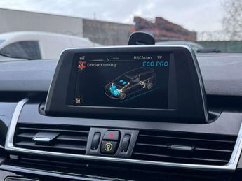 BMW 2 SERIES 2.0 220D Sport Auto 5dr