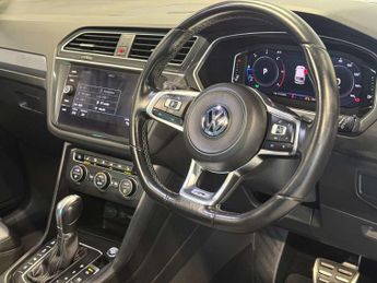 Volkswagen TIGUAN 2.0 Tiguan R-Line TDI Semi-Auto 5dr