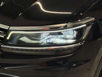 Volkswagen TIGUAN 2.0 Tiguan R-Line TDI Semi-Auto 5dr
