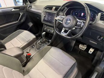 Volkswagen TIGUAN 2.0 Tiguan R-Line TDI Semi-Auto 5dr