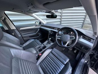 VOLKSWAGEN PASSAT 1.4 Passat GTe Semi-Auto 4dr