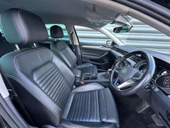 VOLKSWAGEN PASSAT 1.4 Passat GTe Semi-Auto 4dr