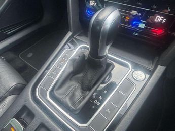 VOLKSWAGEN PASSAT 1.4 Passat GTe Semi-Auto 4dr