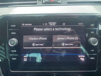 VOLKSWAGEN PASSAT 1.4 Passat GTe Semi-Auto 4dr