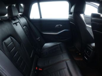 BMW 3 SERIES 2.0 330E M Sport Auto 5dr