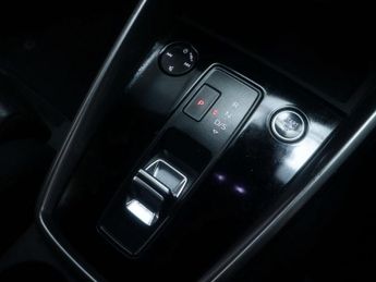 AUDI A3 1.5 A3 S Line 35 TFSI MHEV Semi-Auto 4dr