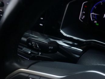 VOLKSWAGEN POLO 1.0 Polo R-Line TSI Semi-Auto 5dr